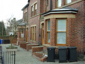 Student flats off London Road, Sheffield with front yard and bay windows - Thumbnail
