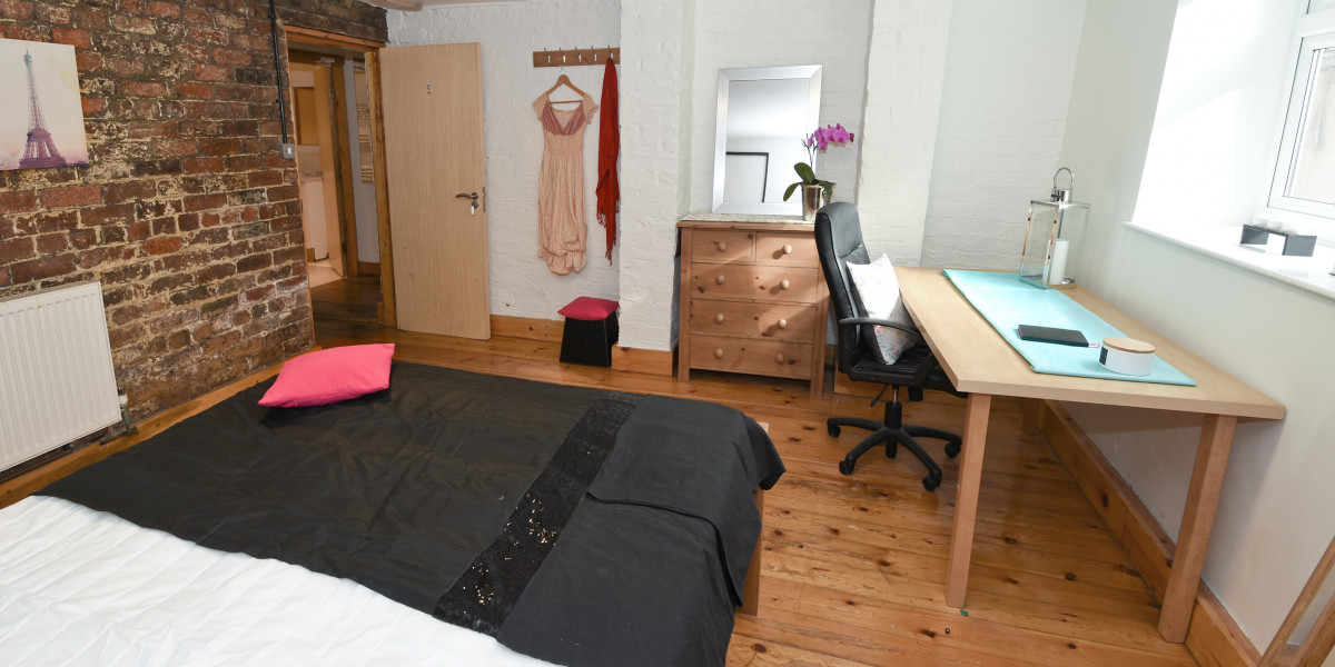 Apartment 2, Priory House