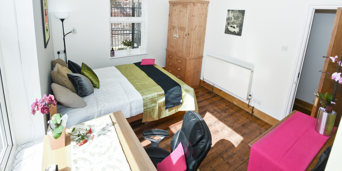 Apartment 2, Priory House