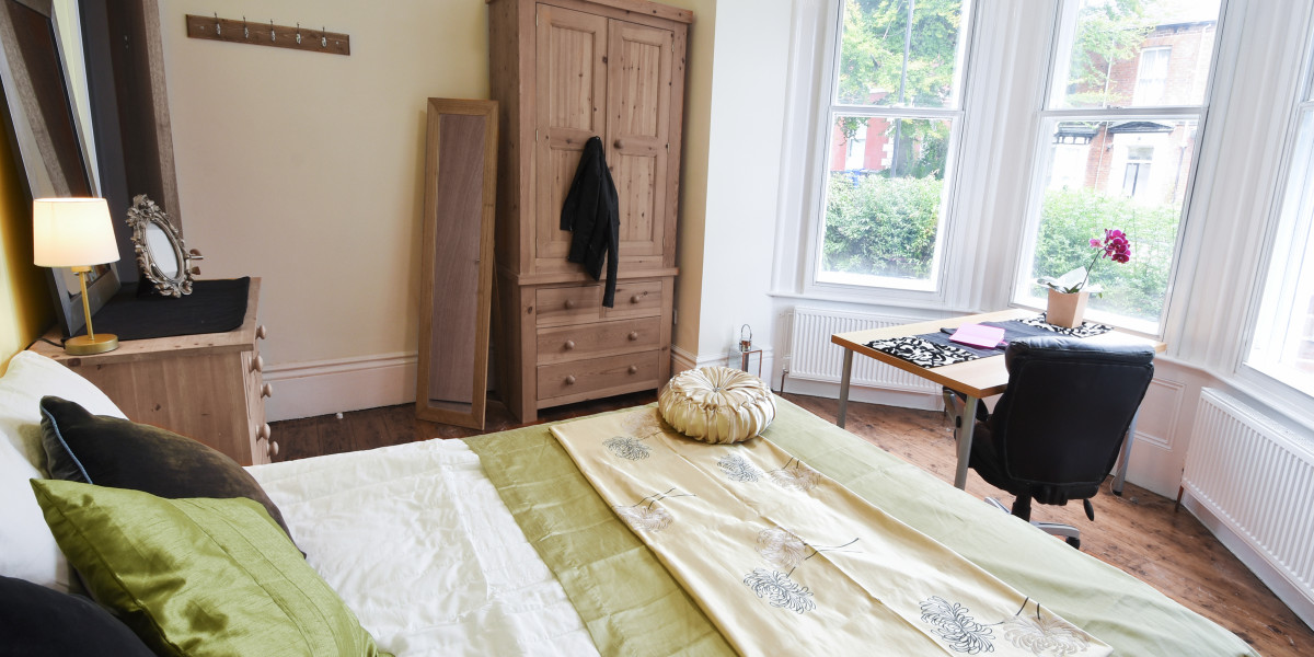 Apartment 1, Priory House