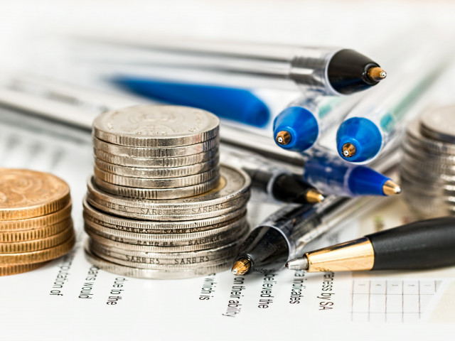 Money can be tight as a student. Sheffield Property to Let share tips n how t make the money go further.