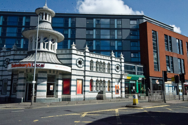 The old cinema on London Road, Sheffield, to illustrate an article by Sheffield Property to Let, landlords of Sheffield student accommodation.