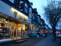 Ecclesall Road is a popular place for students to live in Sheffield. Sheffield Property to Let has plenty of student houses and flats on Ecclesall Road. - Thumbnail