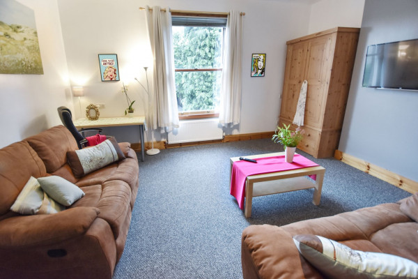 Apartment 4, 26 Wostenholm Road