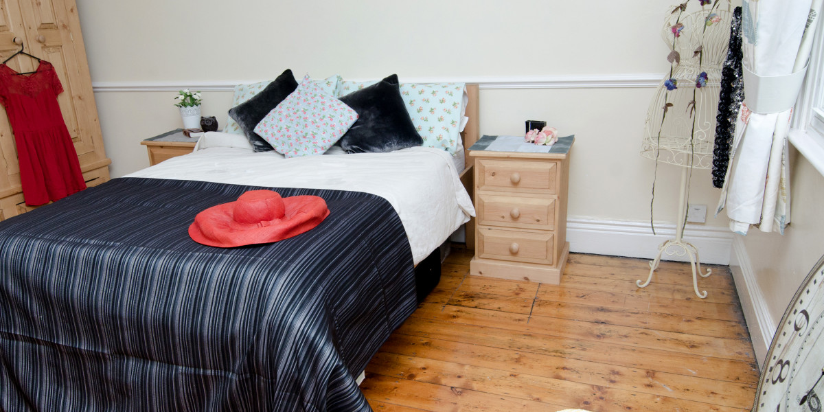 Apartment 4, Priory House