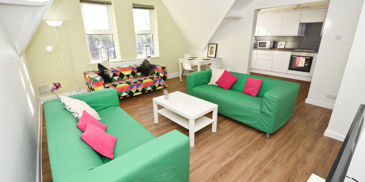 Apartment 5, Priory House