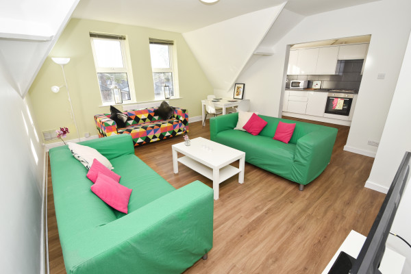 Apartment 5, Priory House