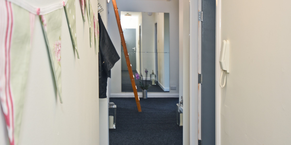 Apartment 5, Priory House