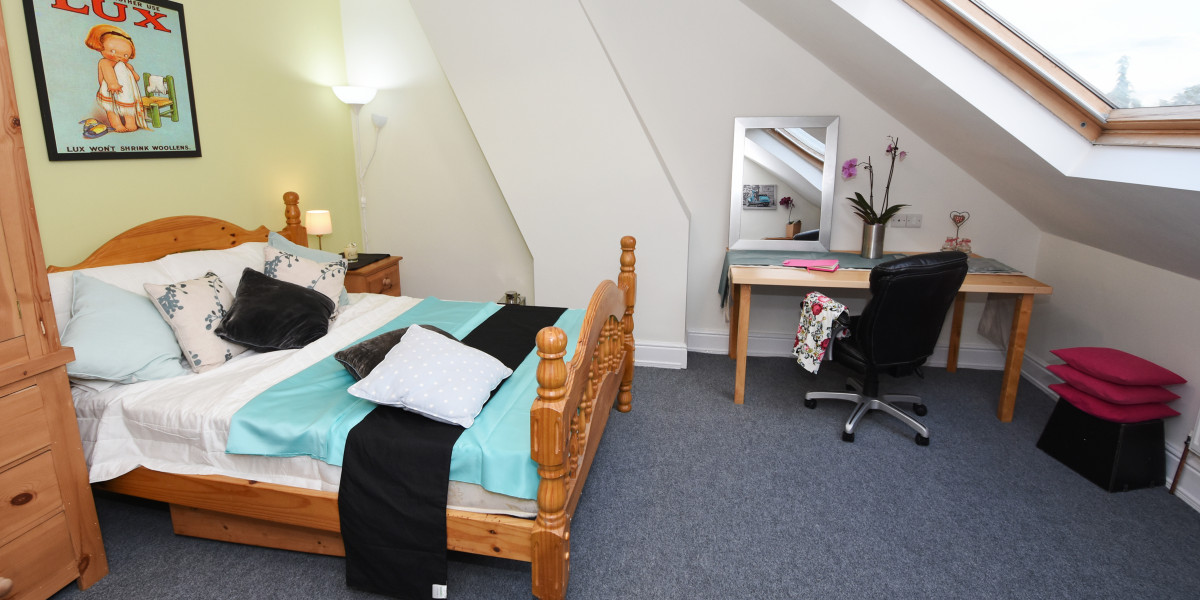 Apartment 5, Priory House