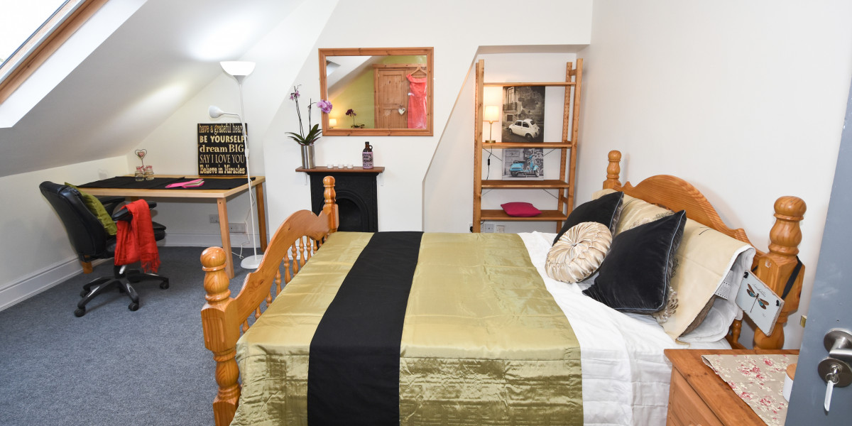 Apartment 5, Priory House