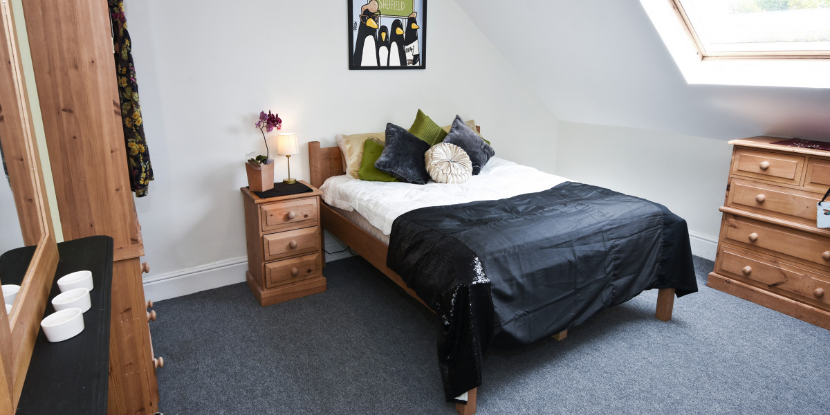 Apartment 6, Priory House